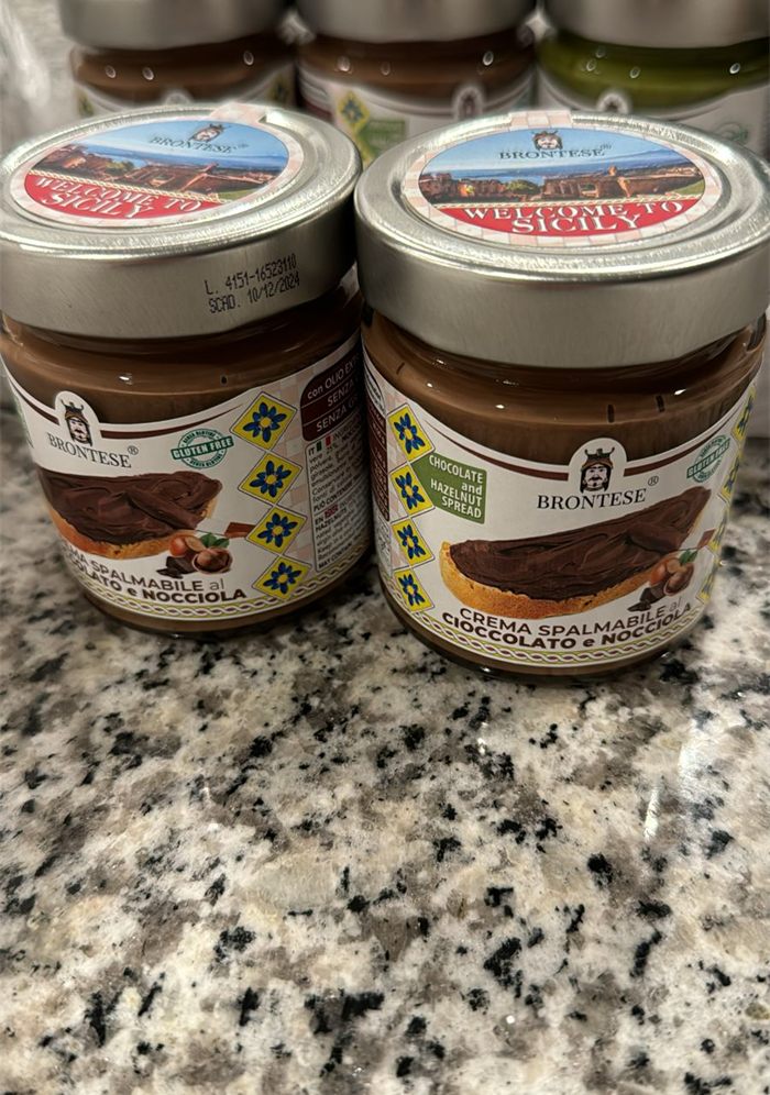 Chocolate and hazelnut spread jars